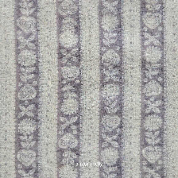 Kadhi and Co. Wool Scarf Lightweight *SMALL HOLE* - Picture 13 of 16